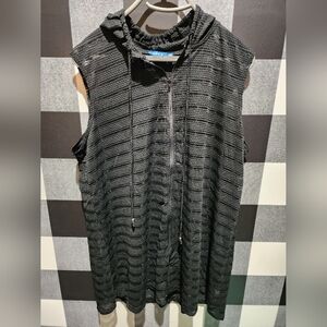 2X Hooded bathing suit cover up